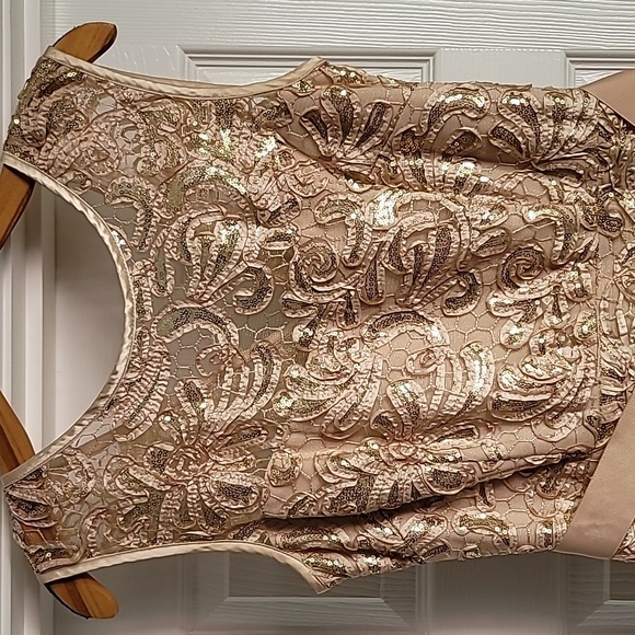 BETSY & ADAM _ dress - Picture 3 of 17